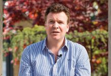 How to remove the amine blush