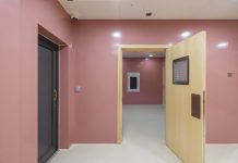 Comply without compromise:Altro’s reliable portfolio for healthcare